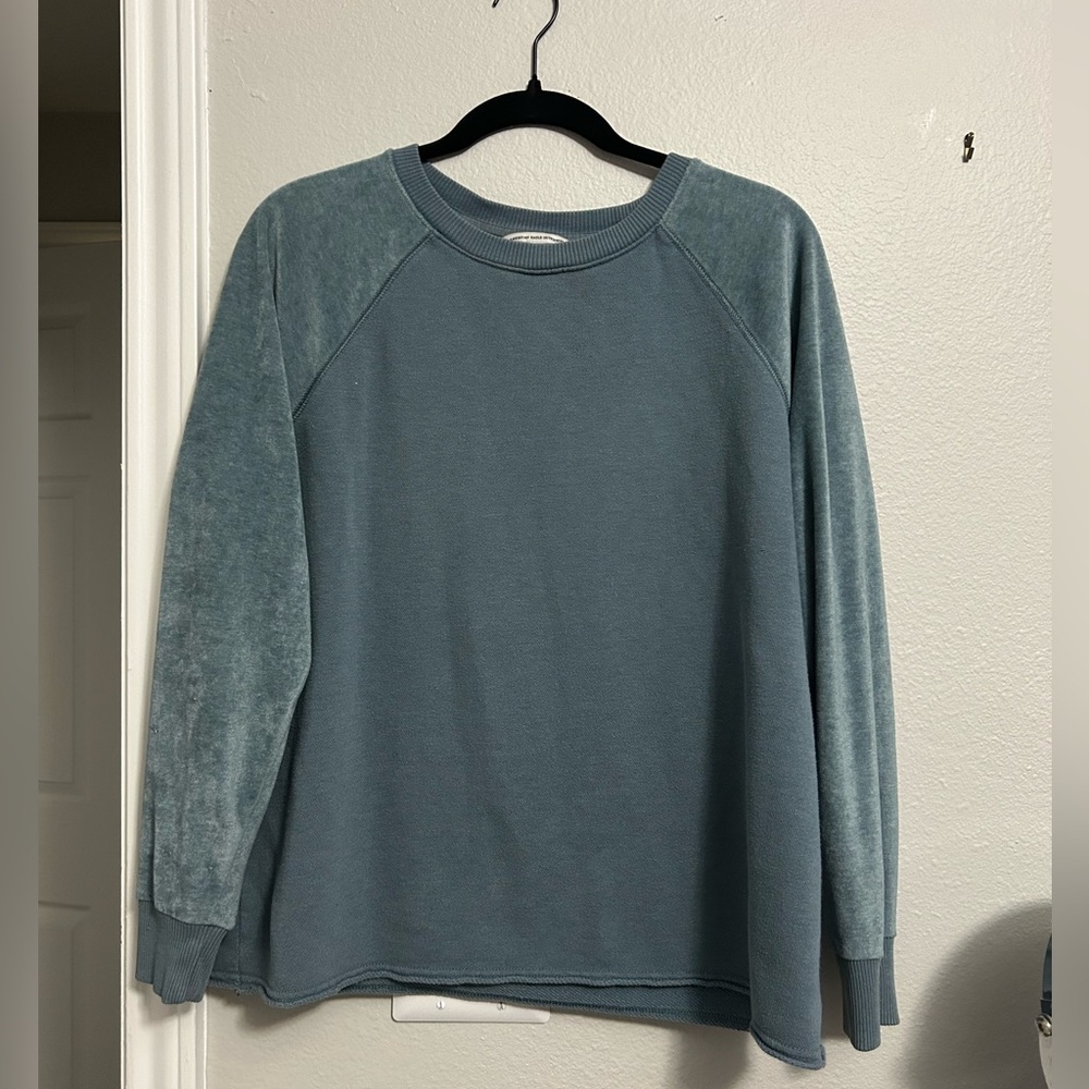 American Eagle Outfitters Long Sleeve Shirt Women’s Size Medium